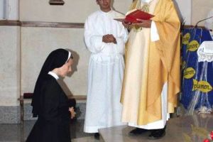S. Adriana Galić primila misijski križ