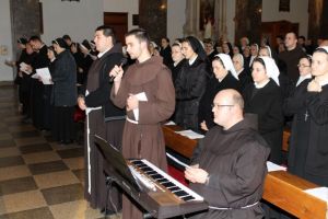 Molitveno bdijenje u Splitu povodom zatvaranja Godine posvećenog života