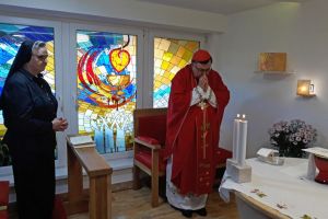 Kardinal Puljić slavio euharistiju u samostanu Klanjateljica Krvi Kristove