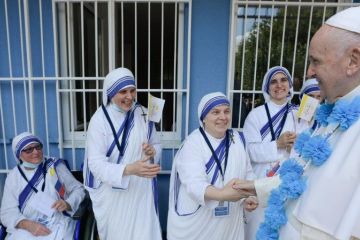 Papa Franjo posjetio „Centar Betlehem“ u Bratislavi Papa Franjo posjetio „Centar Betlehem“ u Bratislavi