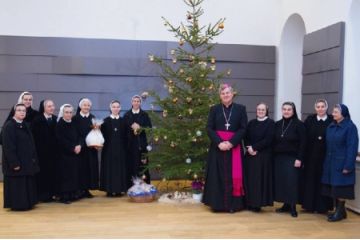 Božićno čestitanje biskupa Košića i predstavnica redovničkih zajednica s područja Sisačke biskupije