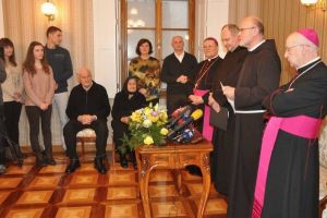 Čestitke đakovačko-osječkih nadbiskupa fra Ivici Petanjku