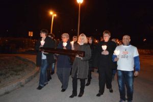 Procesija svjetla s moćima sv. Terezije