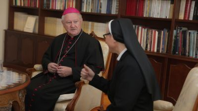 Susret s nadbiskupom krizicem 1
