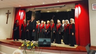 Hkpd jelacic iz petrovaradina odrzao koncert u dakovu 2
