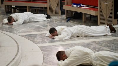 Biskup gorski zaredio dvojicu dakona i jednog svecenika iz reda propovjednika 1
