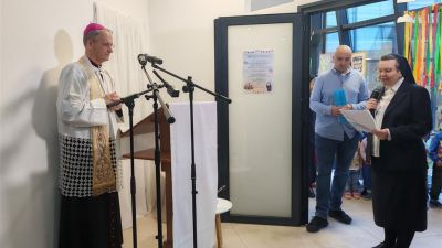 Nadbiskup kutlesa blagoslovio novi apostolski centar u zagrebu 1
