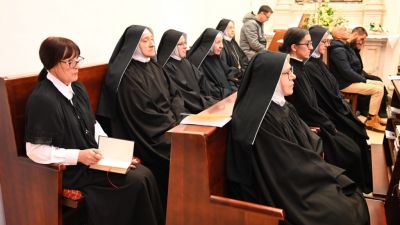 Nadbiskup zgrablic na uskrsni ponedjeljak pohodio benediktinke sv marije 1