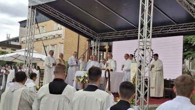 Proslavljena 100 obljetnica osnutka samostana sv terezije od malog isusa 7