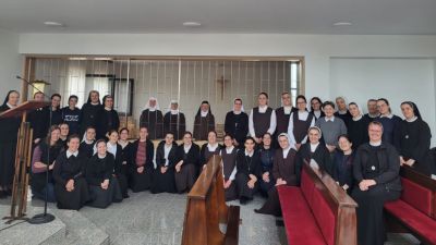 Odrzan studijsko rekreativni dan za redovnicke pripravnice 1