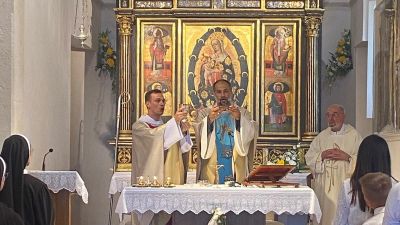 Redovnicke svecanosti na dancama 8