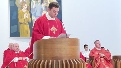 Fra ivan bradaric proslavio srebrnu misu u rodnoj zupi ulice 1