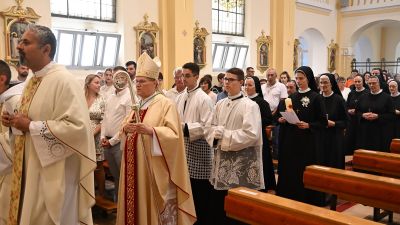 Dozivotni zavjeti milosrdnih sestara sv kriza u dakovu 1