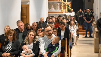 U imotskom primljeni novi postulanti franjevacke provincije presvetog otkupitelja 11 U imotskom primljeni novi postulanti franjevacke provincije presvetog otkupitelja 11