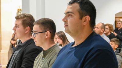 U imotskom primljeni novi postulanti franjevacke provincije presvetog otkupitelja 8 U imotskom primljeni novi postulanti franjevacke provincije presvetog otkupitelja 8