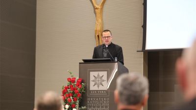 Mons. razum i mons. kovac imenovani pomocnim biskupima zagrebacke nadbiskupije 12 Mons. razum i mons. kovac imenovani pomocnim biskupima zagrebacke nadbiskupije 12