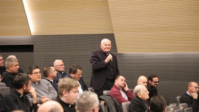 Mons. razum i mons. kovac imenovani pomocnim biskupima zagrebacke nadbiskupije 18 Mons. razum i mons. kovac imenovani pomocnim biskupima zagrebacke nadbiskupije 18