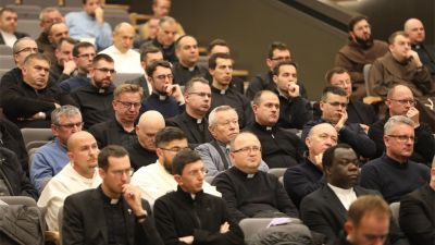 Mons. razum i mons. kovac imenovani pomocnim biskupima zagrebacke nadbiskupije 25 Mons. razum i mons. kovac imenovani pomocnim biskupima zagrebacke nadbiskupije 25