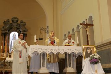 Proslava blagdana sv. Faustine - duhovne majke sestara Milosrdnog Isusa Proslava blagdana sv. Faustine - duhovne majke sestara Milosrdnog Isusa