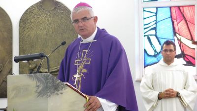005 - rdz - biskup mate uziniy propovijeda  large