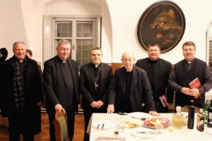 Biskupi Zagrebačke metropolije posjetili slavljenika fra Bonaventuru Dudu