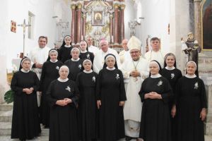 Proslavljeni prvi redovnički zavjeti i obljetnice sestara franjevki od Bezgrešne u Šibeniku