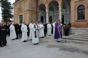 Na zagrebačkom groblju Mirogoj pokopan fr. Marijan Biškup