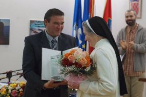 Nagrada za životno djelo dominikanki s. Tješimiri Bešlić