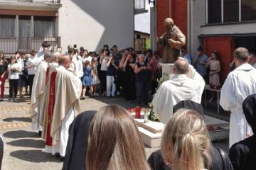 Proslava sv. Leopolda Bogdana Mandića i otvorenje Jubilarne godine u Osijeku Proslava sv. Leopolda Bogdana Mandića i otvorenje Jubilarne godine u Osijeku