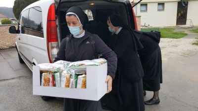 Povjerenstvo hrk za medicinske sestre redovnice pohodilo dom za psihicki oboljele odrasle osobe lobor-grad 4