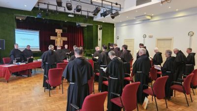 Odrzan izvanredni kapitul hrvatske provincije sv jeronima franjevaca konventualaca 1