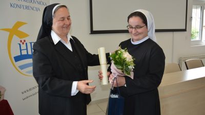 Podjelom potvrdnica zavrsio dvogodisnji ciklus studijskih dana za pocetnu formaciju (3)
