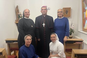 Sestre služavke Malog Isusa u Voćinu Sestre služavke Malog Isusa u Voćinu