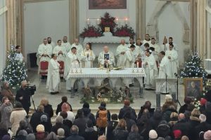 Biskup Petanjak predvodio misno slavlje u spomen na 100. obljetnicu rođenja fra Bonaventure Dude