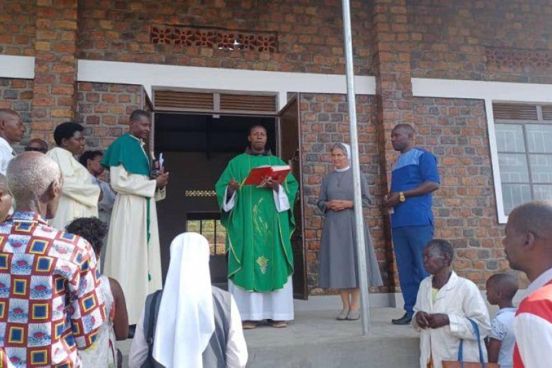 Blagoslov Pastoralnog doma Školskih sestara franjevki u Ugandi