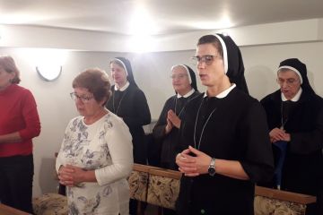 Blagoslov kuće i nove kapele Marijinih sestara čudotvorne medaljice u Aljmašu