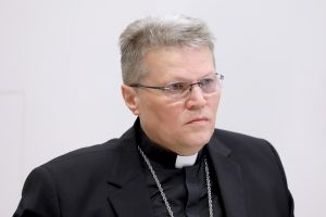 Govor nadbiskupa Đure Hranića na svečanosti blagoslova gradilišta samostana bosonogih karmelićanki