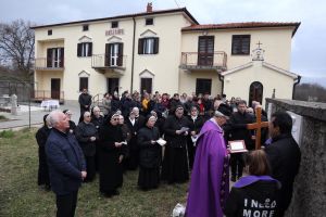 U samostanu Družbe sestara Presvetog Srca Isusova blagoslovljene postaje kamenog križnog puta