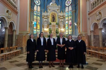 Družba sestara Naše Gospe Družba sestara Naše Gospe