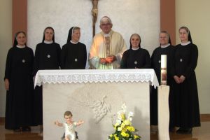 Služavke Malog Isusa