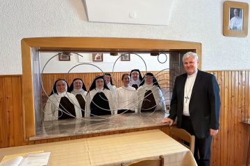 Karmel sv. Male Terezije u Kloštar Ivaniću Karmel sv. Male Terezije u Kloštar Ivaniću