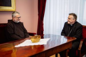 Kardinal Bozanić primio generalnog definitora kapucina