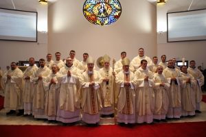 Kardinal Bozanić zaredio 19 novih svećenika