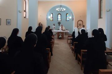Kardinal Puljić pohodio Služavke Maloga Isusa u samostanu „Egipat“