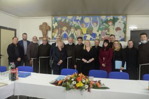 Karitativno društvo „Kruh svetog Ante“ preuzelo vođenje rada Zlatnog cekina u Slavonskome Brodu