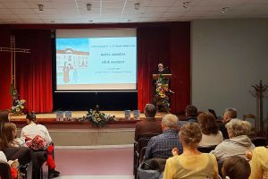 Milosrdne sestre Sv. Križa predstavile slikovnicu „Majka Amadeja“ u Đakovu