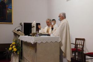 Misionar don Danko Litrić posjetio karmelićanke u Brezovici