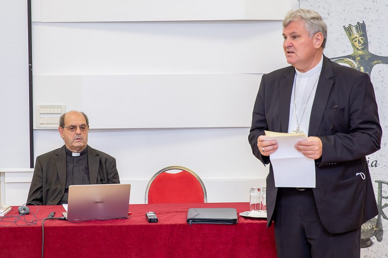 Osnovana mobilna ekipa svećenika za psihološko-duhovnu pomoć Osnovana mobilna ekipa svećenika za psihološko-duhovnu pomoć