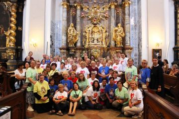 Prijatelji Malog Isusa hodočastili u Prag