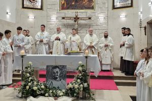 Isusove male sestre